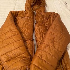 Size medium women’s coat.